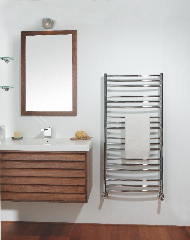 ICO Bath E5103 Tuzio Laveno 19.5"x31" Electric Plug-In Towel Warmer - Chrome